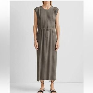 Club Monaco Green Pleated Midi Dress — Size 4